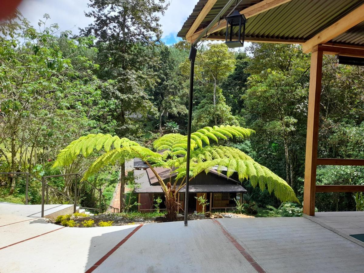 Estancia Del Monje Coban Exterior photo