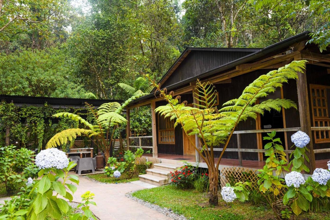 Estancia Del Monje Coban Exterior photo