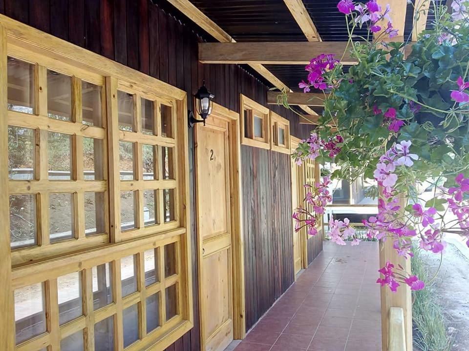 Estancia Del Monje Coban Exterior photo