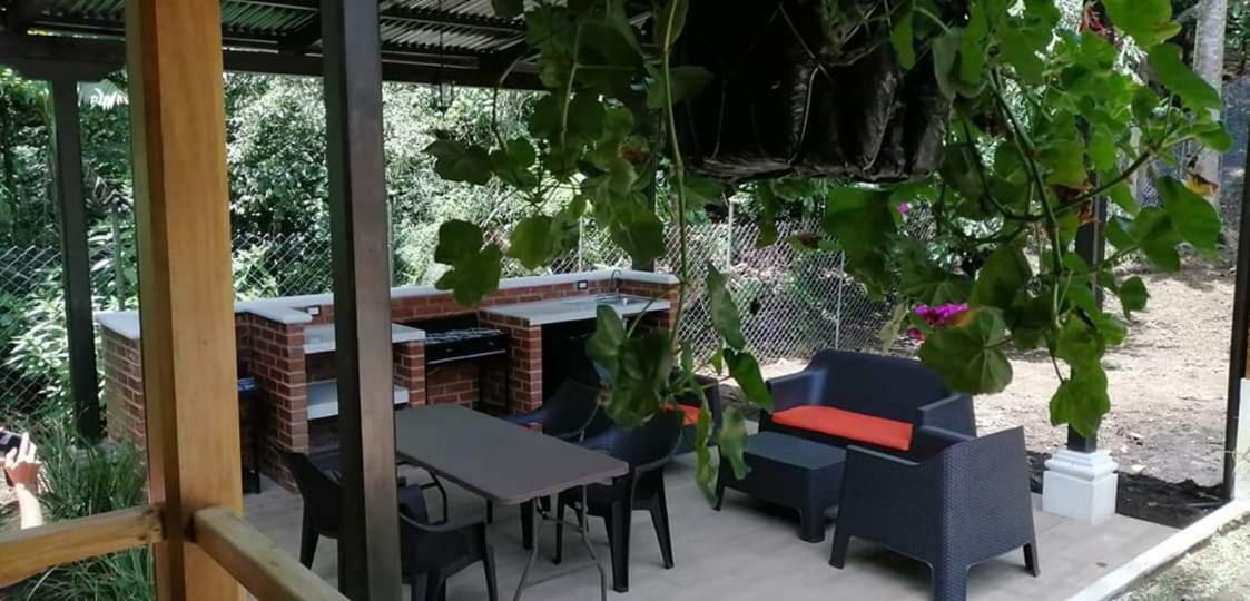 Estancia Del Monje Coban Exterior photo